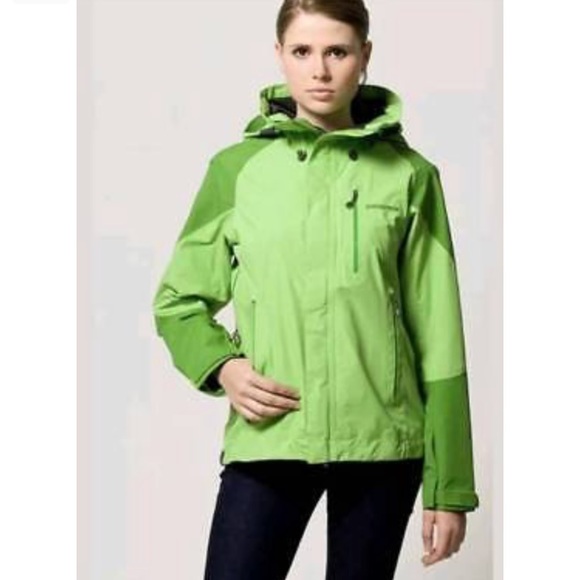Patagonia Jackets & Blazers - Green Patagonia gore-Tex jacket
